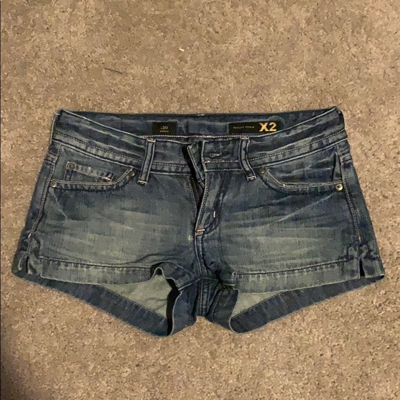 Express Jean Shorts - Picture 1 of 3